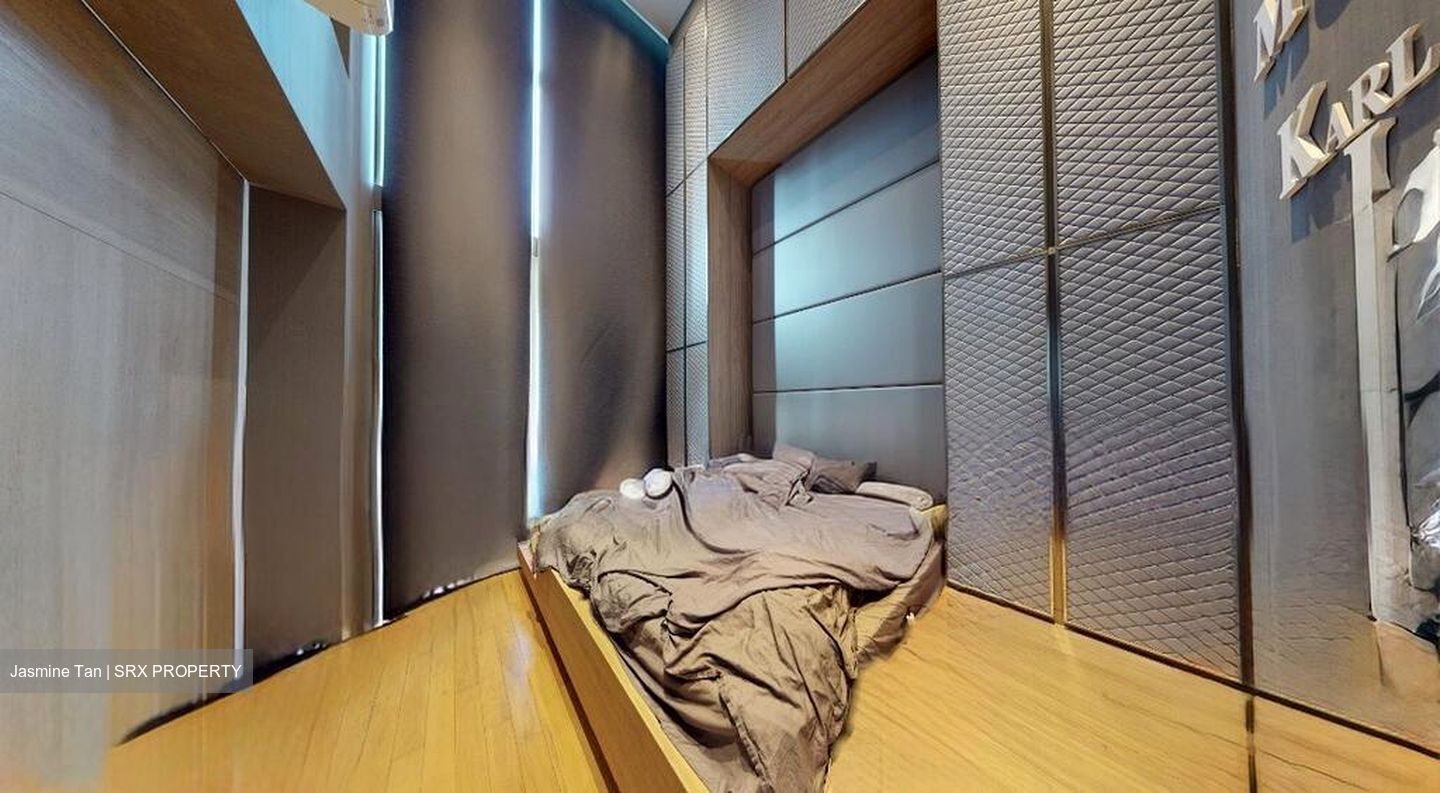 Marine Blue (D15), Condominium #570639471
